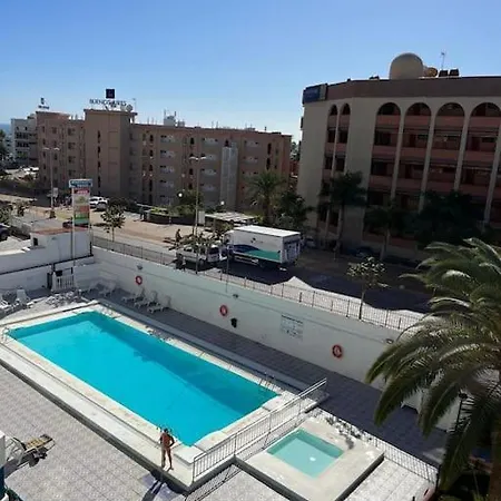 Chic & Stylish Near Yumbo * Playa del Ingles (Gran Canaria)