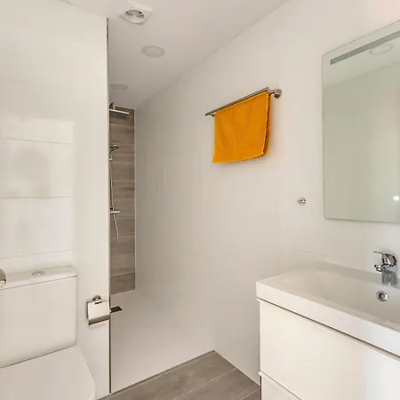 Chic & Stylish Near Yumbo Appartement