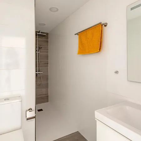 Chic & Stylish Near Yumbo Playa del Ingles (Gran Canaria)